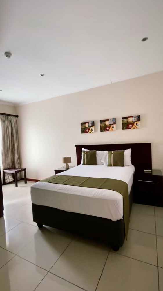 Emerald Hotel product image