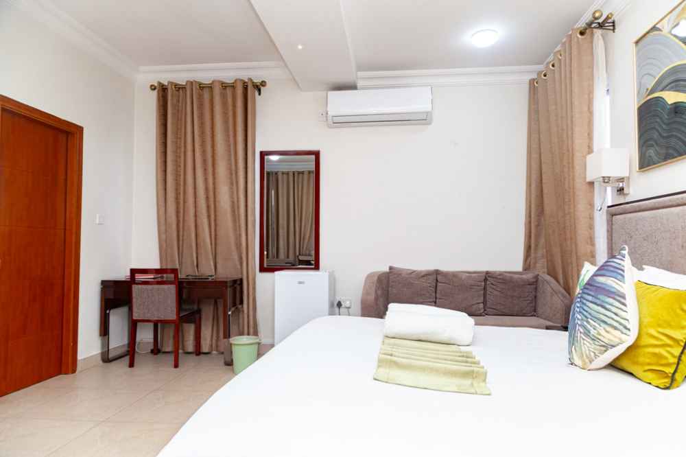 Cycad Palm Boutique Gousthouse product image
